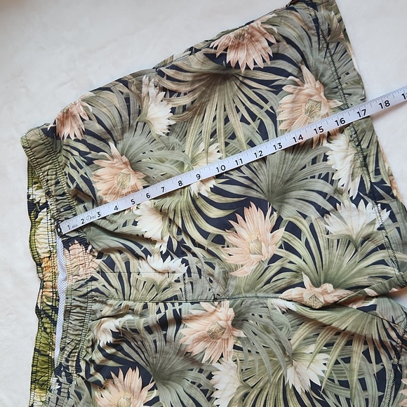 Tommy Bahama Sz L Vintage, Men's Summer, Vacation, Pool, Beach, Swimming Trunks - Picture 3 of 11